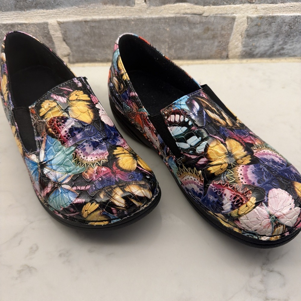 Spring Step Professional Ferrara slip-on clogs Butterfly Pattern Womens Size 6.5